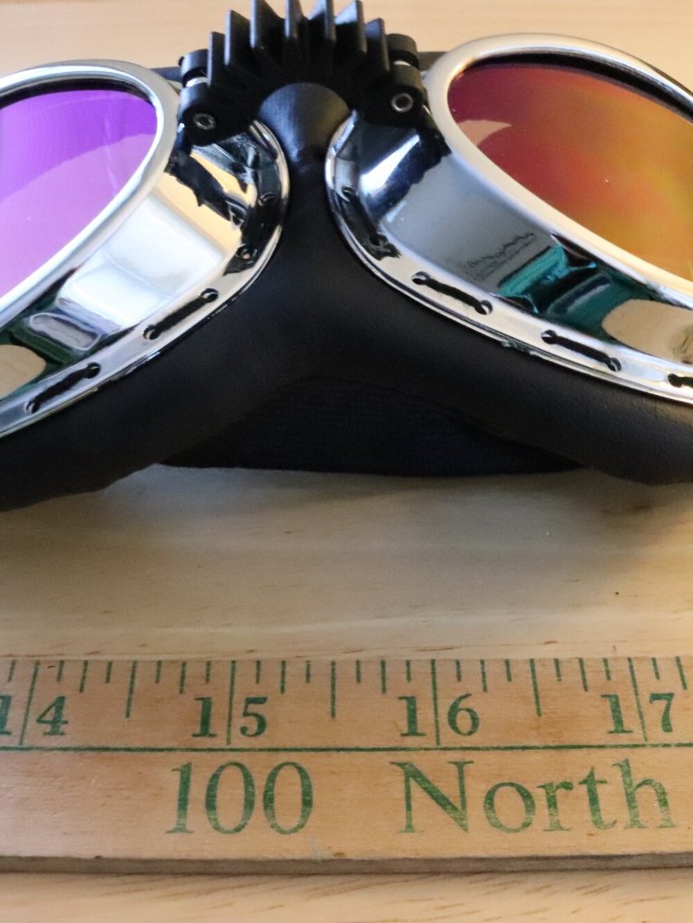 Pilot Goggles - Picture 3 of 7